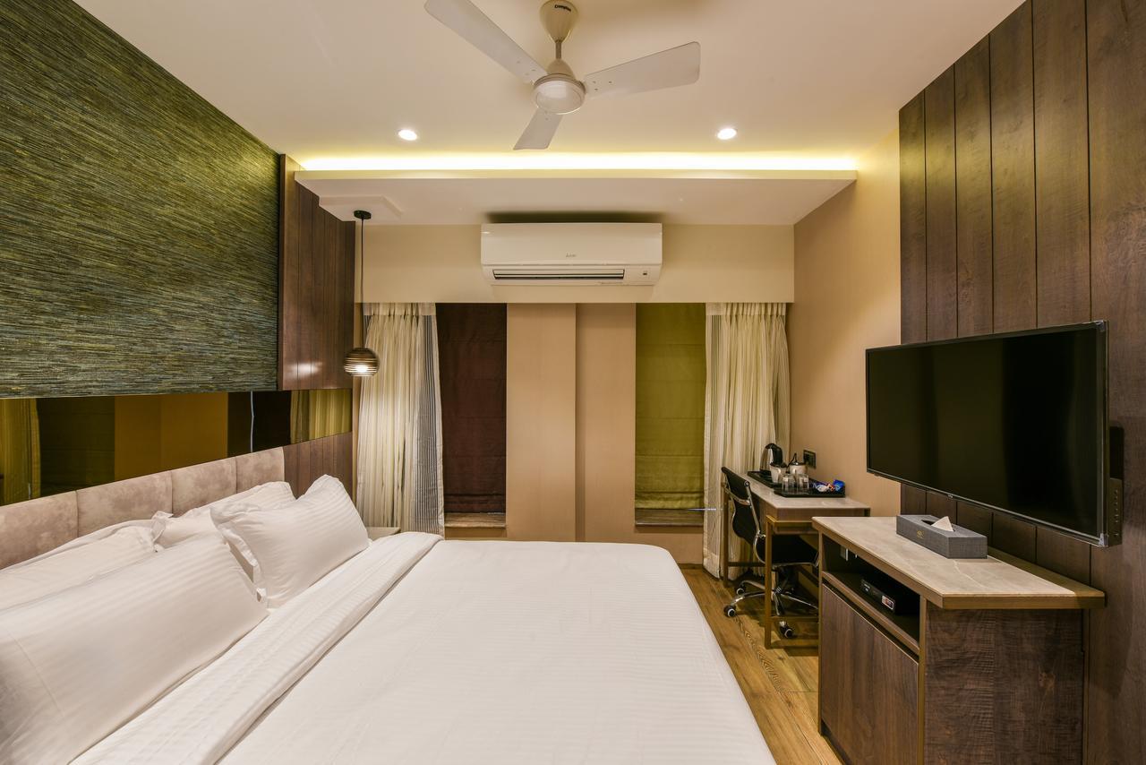Hotel Orient Regency Mumbai Bagian luar foto