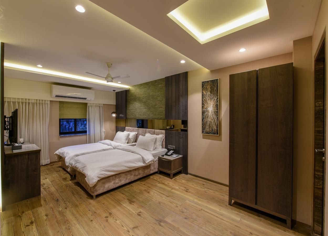 Hotel Orient Regency Mumbai Bagian luar foto