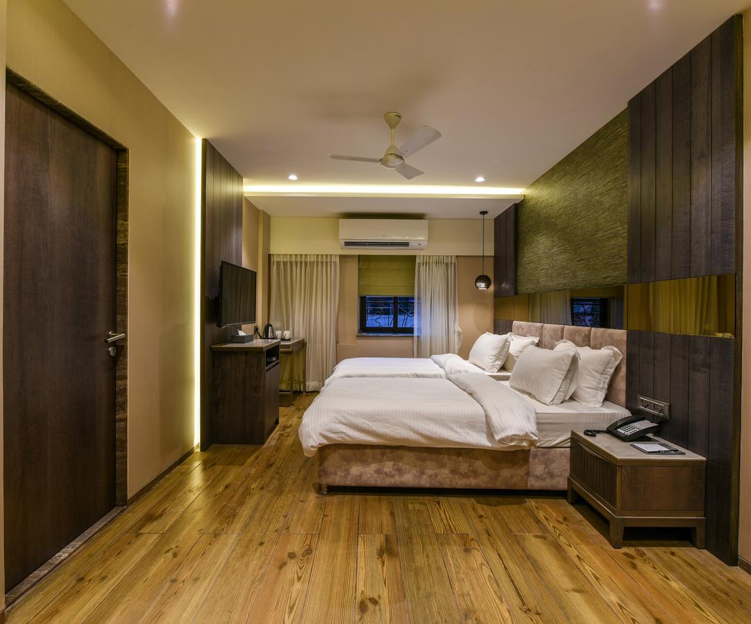 Hotel Orient Regency Mumbai Bagian luar foto