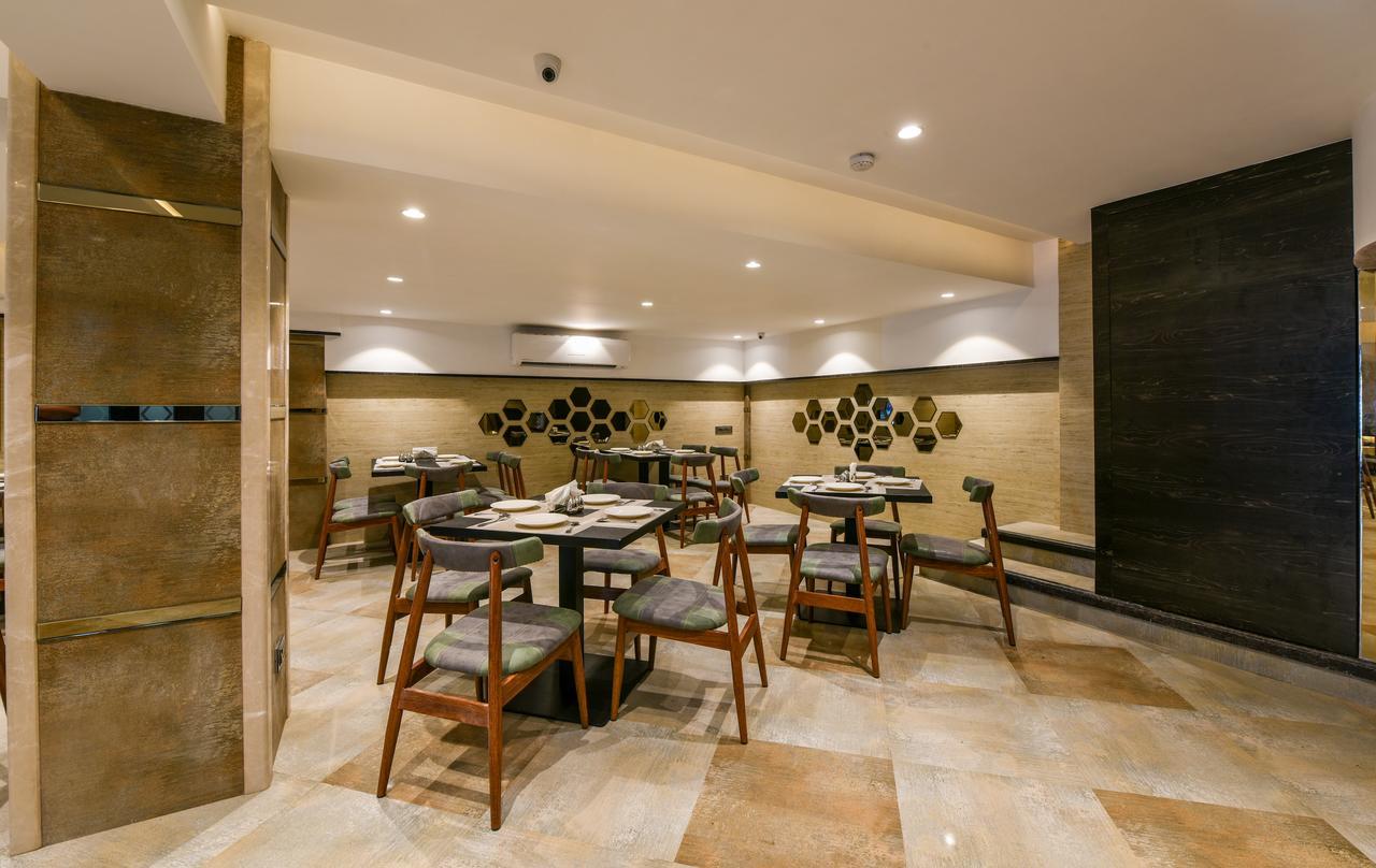 Hotel Orient Regency Mumbai Bagian luar foto